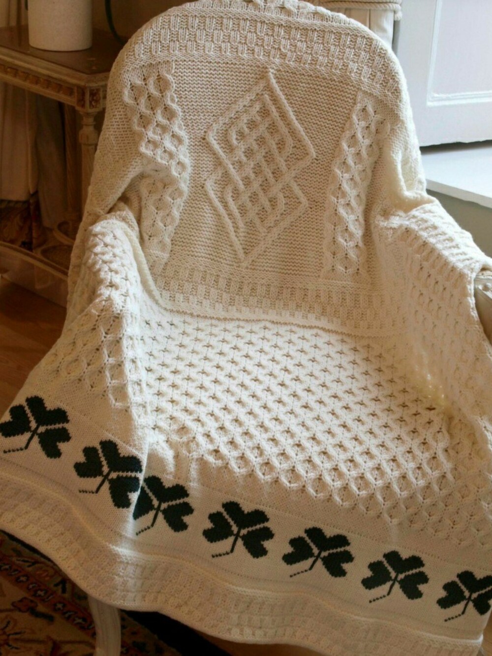 Aran Crafts 100% Wool Throw